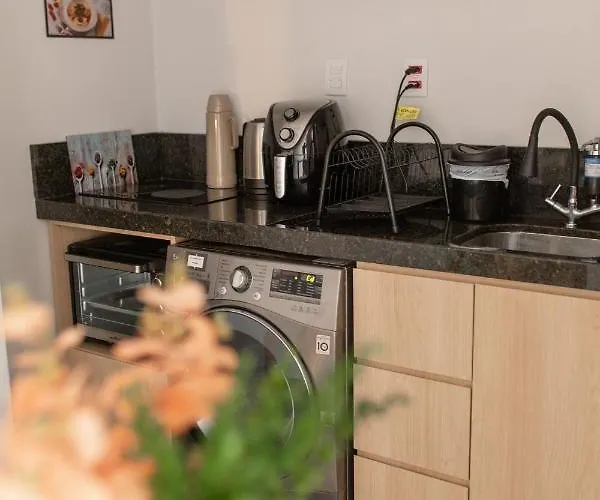 Lindo Local A 300m Da Santa Casa E Perto Ufrgs - Serviços Inteligentes Por Fioravante Apartamento *