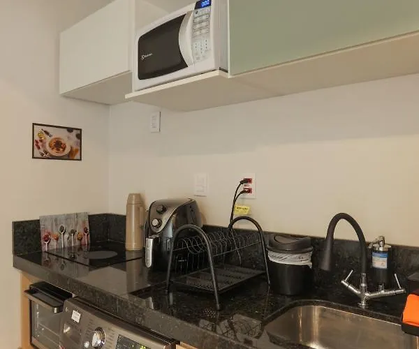 Apartamento Lindo Local A 300m Da Santa Casa E Perto Ufrgs - Serviços Inteligentes Por Fioravante Porto Alegre